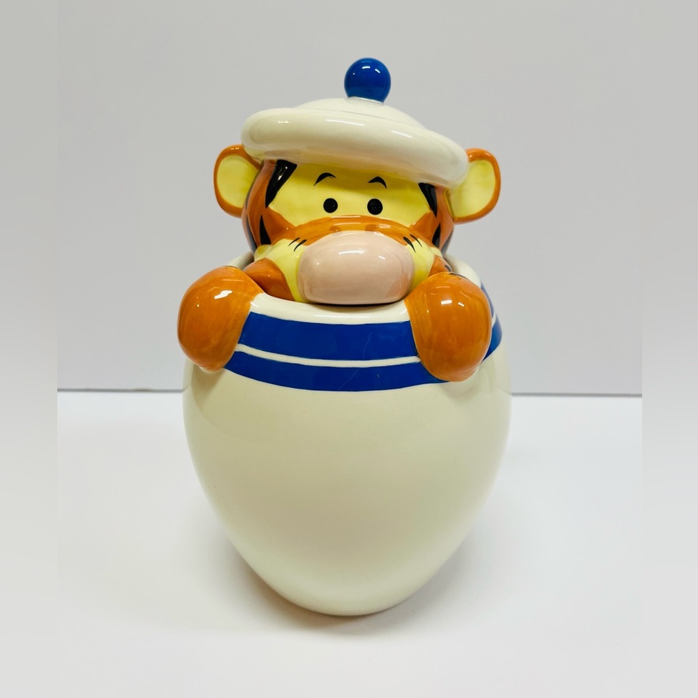 Disney Winnie The Pooh Tigger Peek A Boo Cookie Jar Canister